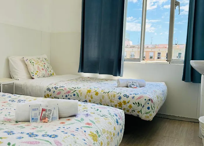 Central And Basic Universitat For Young Hostel Barcelone